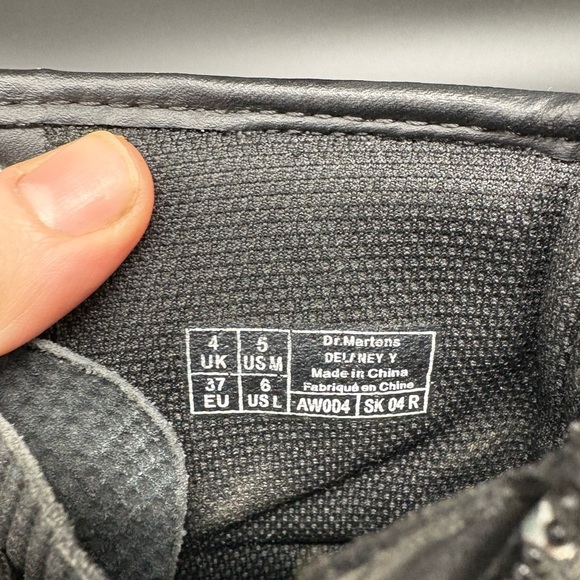 Dr. Martens Delaney Black Snakeskin Women’s 6 EU 37 Iridescent Mermaid Pink - Picture 8 of 8